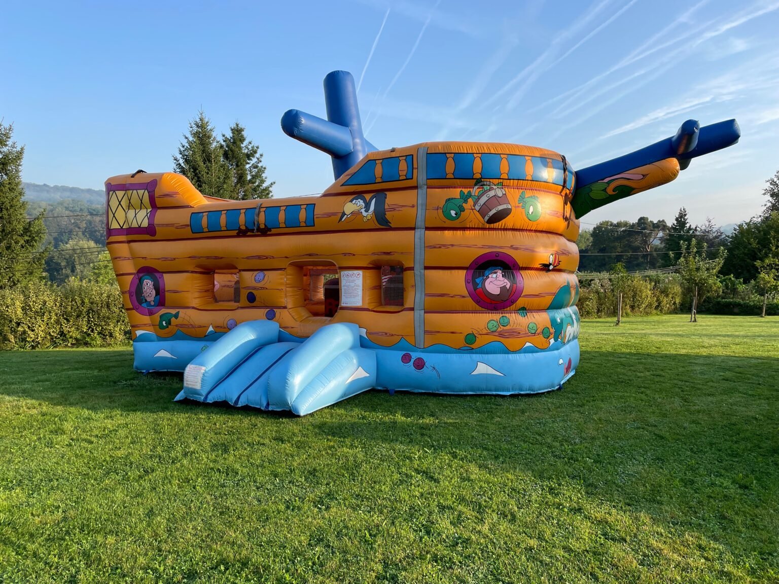 Petit Bateau Pirate Le Toy Van – Jouet En Bois 44 Cm, Sans Piles, Dès 3 Ans, Pour Aventures Imaginaires