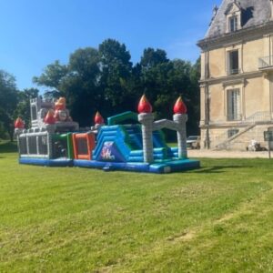 Parcours Gonflable Géant Donjon Dragon